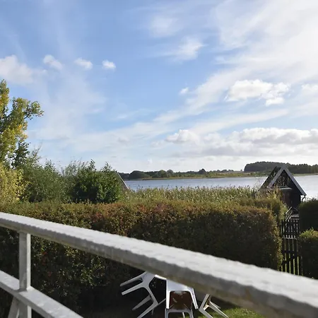 Bootshaus Direkt Am Sternberg